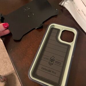 OtterBox Defender Pro
